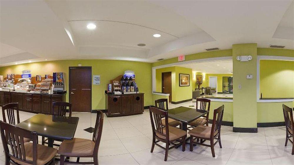 Holiday Inn Express & Suites Tell City By Ihg Bagian luar foto