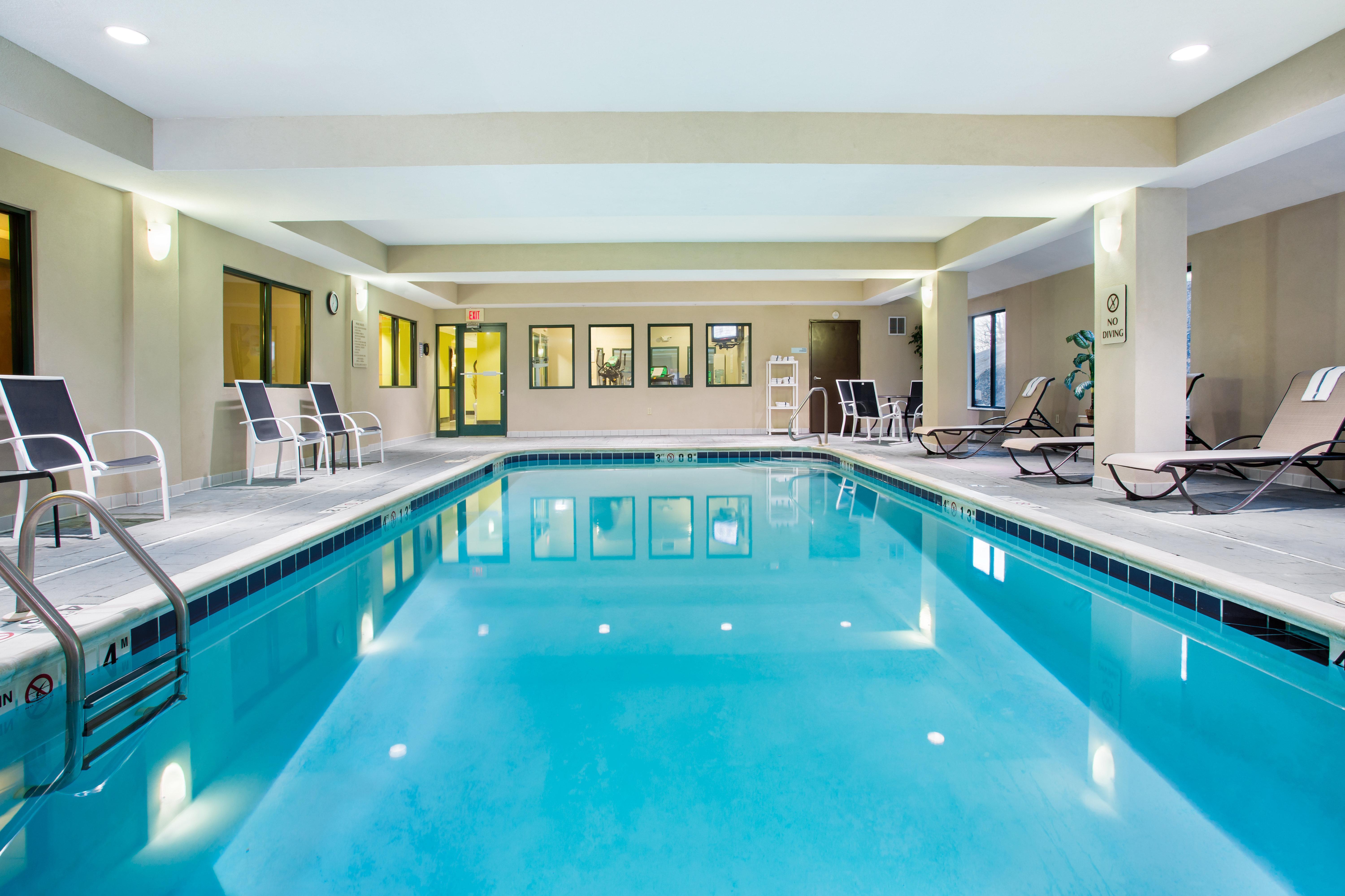 Holiday Inn Express & Suites Tell City By Ihg Bagian luar foto