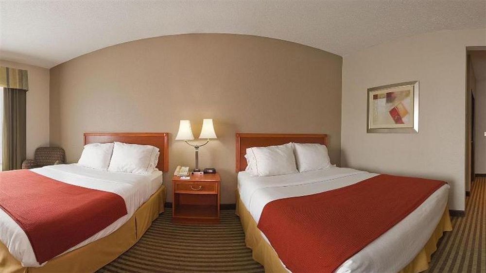 Holiday Inn Express & Suites Tell City By Ihg Bagian luar foto